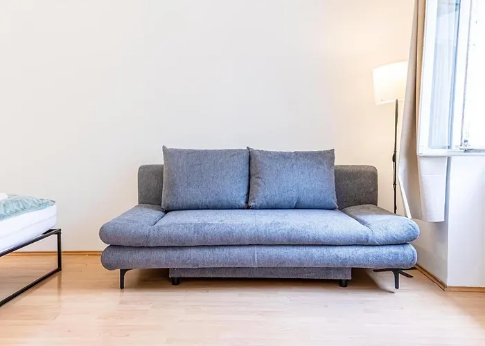 Comfortable 2br For 5, Near Wiener Stadthalle *