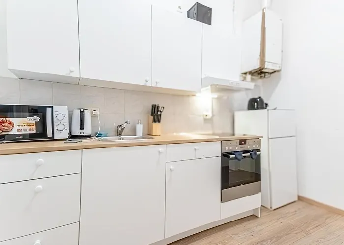 Comfortable 2br For 5, Near Wiener Stadthalle * Vienna