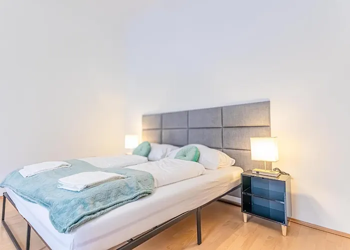 Apartment Comfortable 2br For 5, Near Wiener Stadthalle